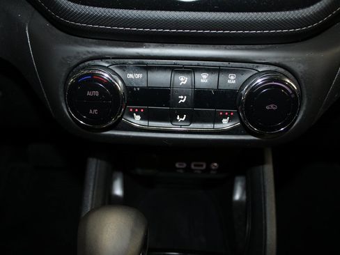 Used 2023 Chevrolet TrailBlazer ACTIV w/ Convenience Package image 29