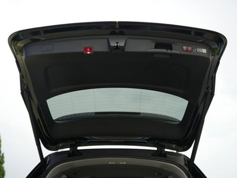 Certified 2026 Mercedes-Benz GLE 350 4MATIC image 18