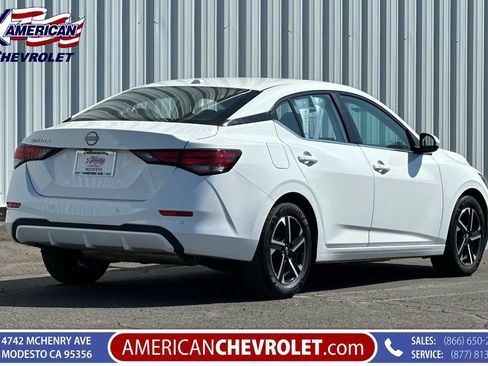 Used 2025 Nissan Sentra SV FWD image 4