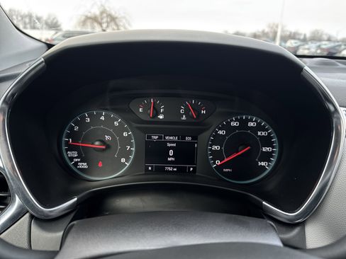 Certified 2024 Chevrolet Equinox LS w/ Driver Confidence II Package image 11