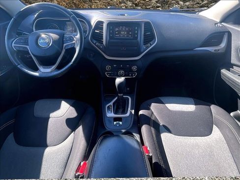 Used 2014 Jeep Cherokee Latitude w/ Comfort/Convenience Group image 13