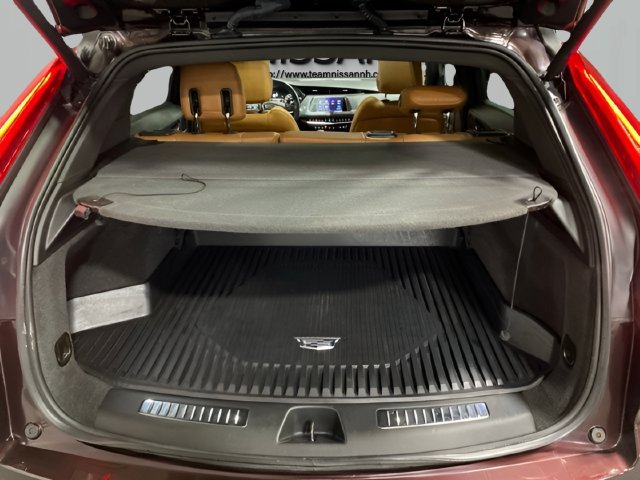 Used 2020 Cadillac XT4 Premium Luxury w/ Enhanced Visibility Package AWD/4WD image 25