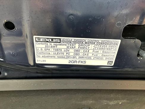 Used 2018 Lexus IS 300 AWD image 30