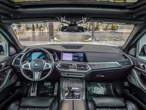 Used 2020 BMW X5 sDrive40i w/ M Sport Package image 3