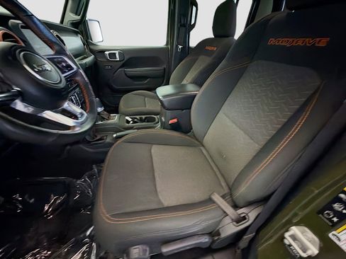 Used 2023 Jeep Gladiator Mojave image 11