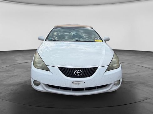 Used 2005 Toyota Solara SLE FWD image 2