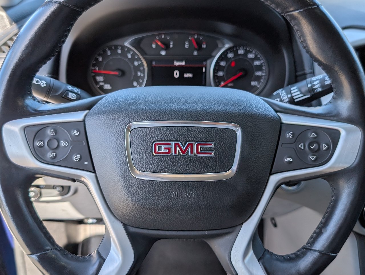 Used 2022 GMC Terrain SLT FWD image 18