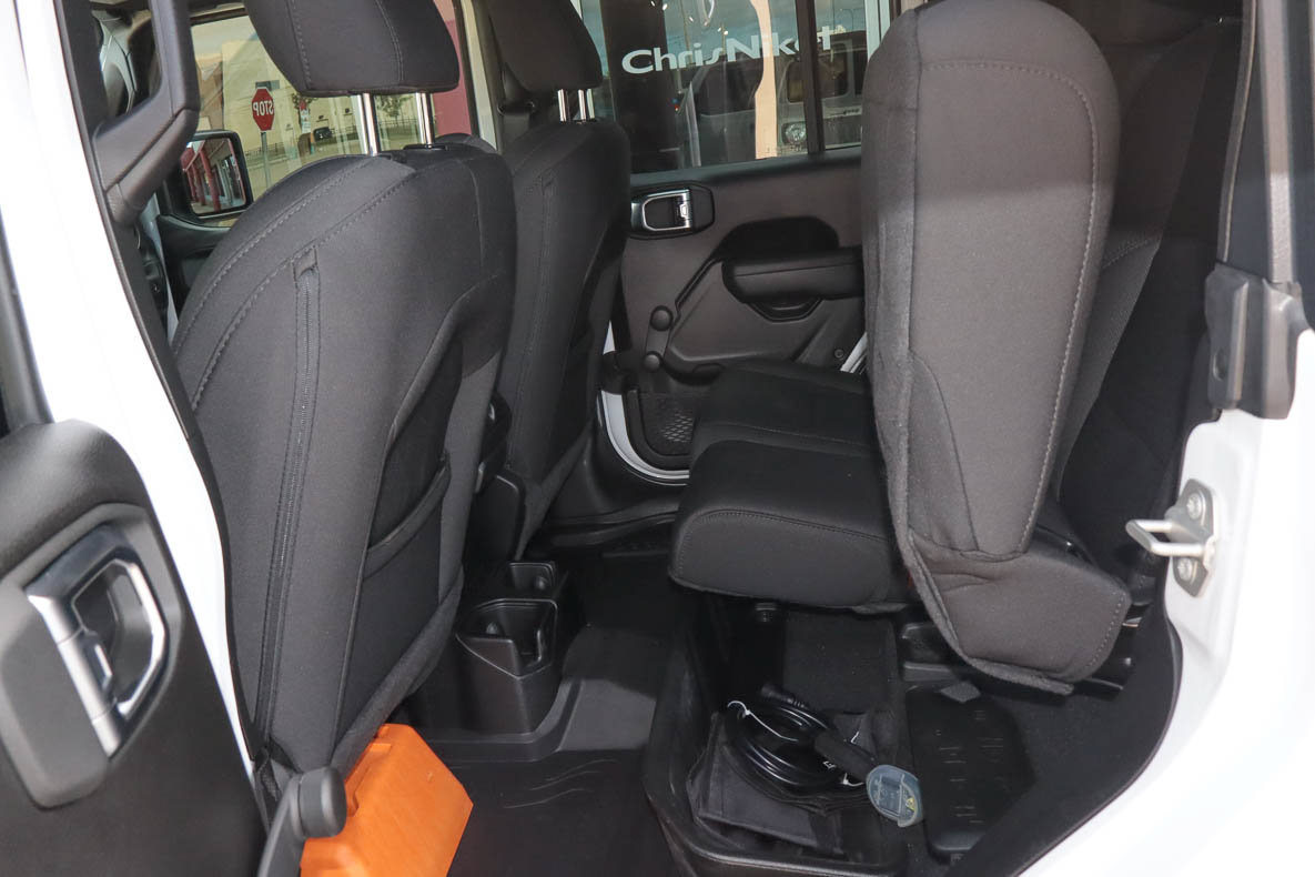 Used 2023 Jeep Gladiator Sport AWD/4WD image 24
