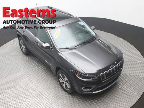 Used 2021 Jeep Cherokee Limited AWD/4WD image 3