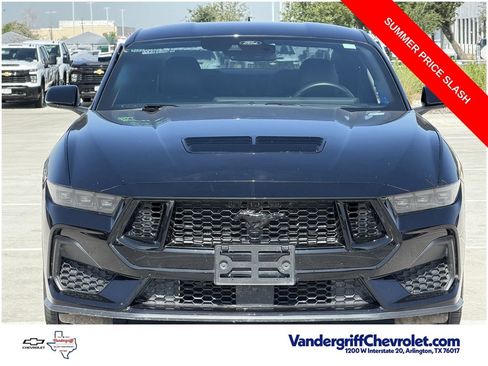 Used 2025 Ford Mustang GT Premium RWD image 6