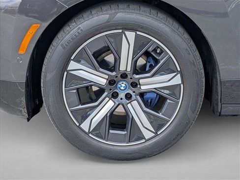 Certified 2022 BMW iX xDrive50 w/ Premium Package AWD/4WD image 26