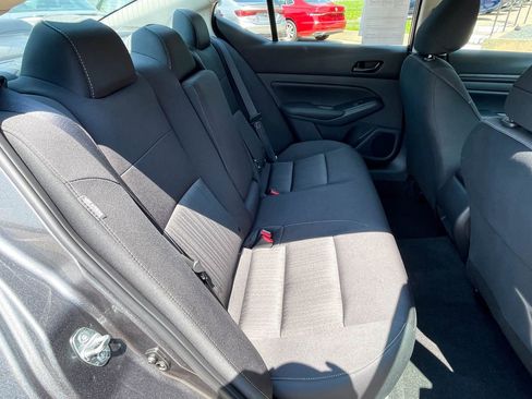 Used 2025 Nissan Altima 2.5 S image 13