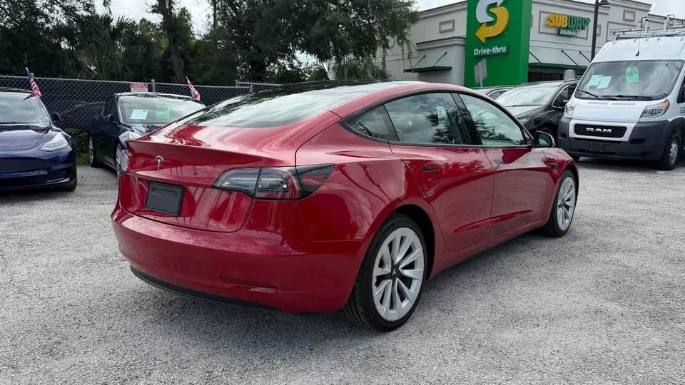 Used 2023 Tesla Model 3 Standard Range RWD image 4