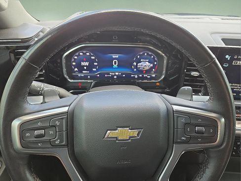 Used 2024 Chevrolet Silverado 1500 LTZ w/ LTZ Premium Package AWD/4WD image 4