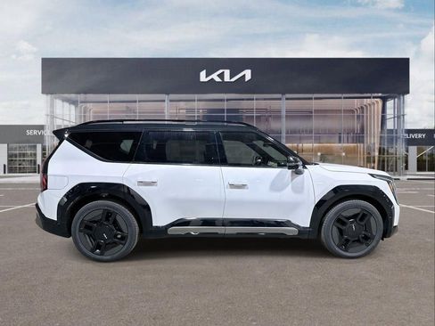 New 2026 Kia EV9 GT-Line image 9