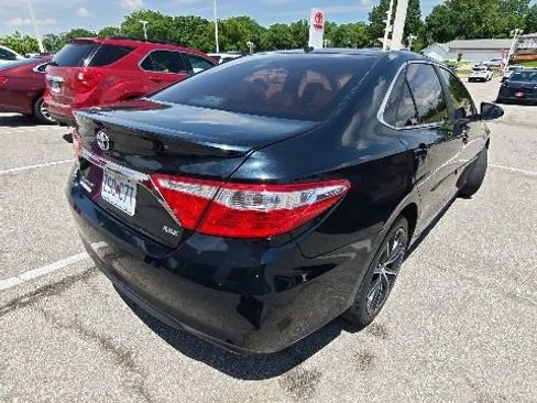Used 2016 Toyota Camry XSE w/ Moonroof Package FWD image 12