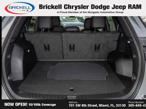 Used 2025 Chevrolet Equinox ACTIV w/ Safety and Technology Package image 9