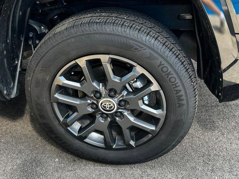 Used 2024 Toyota Tundra Platinum image 7