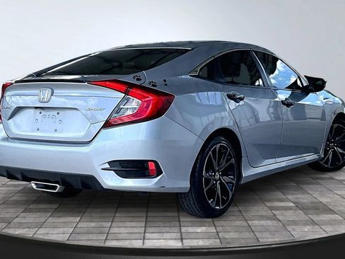 Used 2019 Honda Civic Sport image 6