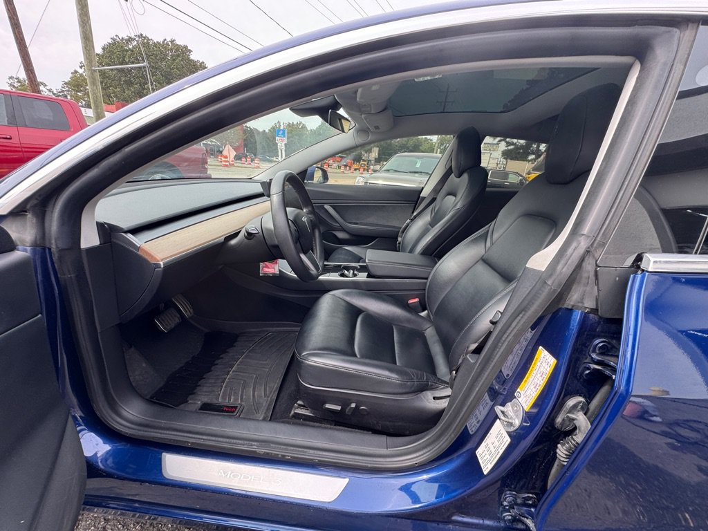 Used 2019 Tesla Model 3 Standard Range Plus RWD image 11