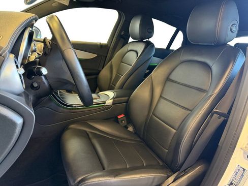 Used 2023 Mercedes-Benz GLC 300 4MATIC Coupe image 27