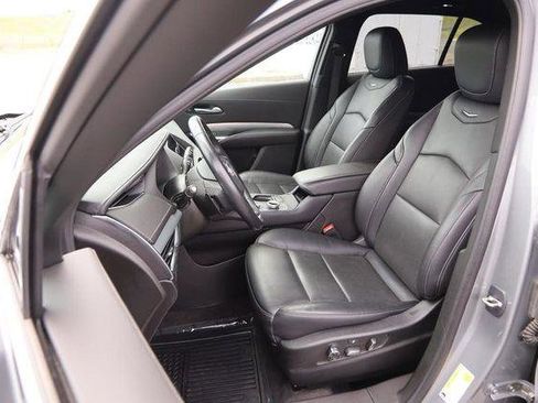 Used 2023 Cadillac XT4 Premium Luxury AWD/4WD image 9