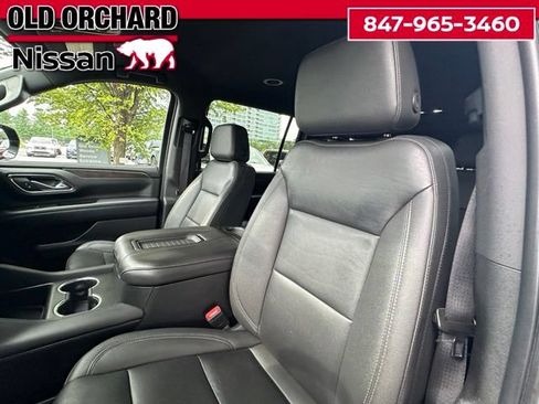 Used 2022 Chevrolet Suburban LT AWD/4WD image 12