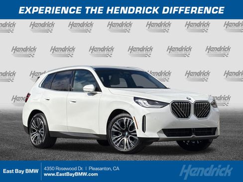 Used 2025 BMW X3 xDrive30i w/ Convenience Package image 1