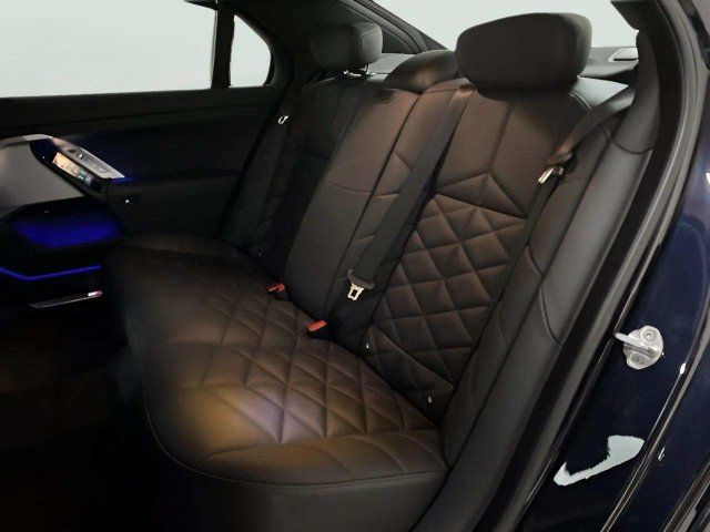Used 2026 BMW 740i xDrive AWD/4WD image 69