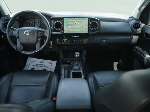 Used 2022 Toyota Tacoma SR AWD/4WD image 20