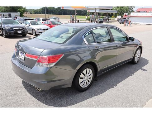 Used 2012 Honda Accord LX image 5