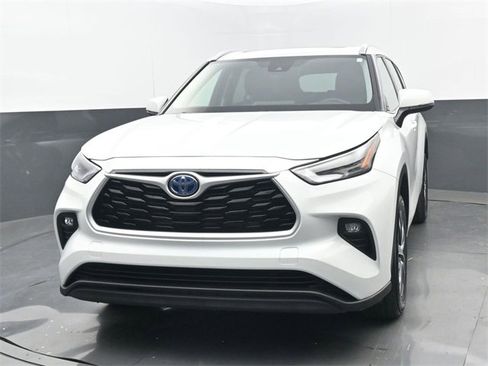 Used 2022 Toyota Highlander XLE image 21