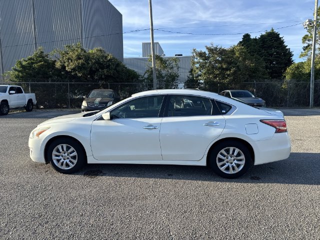 Used 2014 Nissan Altima 2.5 S FWD image 8