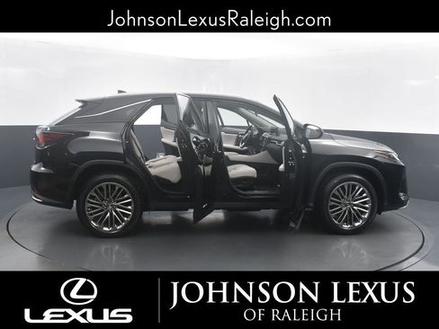 Used 2021 Lexus RX 450h AWD w/ Luxury Package image 28