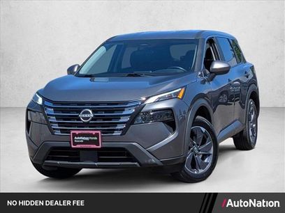Used 2025 Nissan Rogue SV