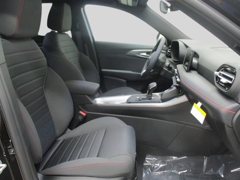 Used 2024 Dodge Hornet GT w/ Cold Weather Group AWD/4WD image 17