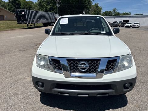 Used 2016 Nissan Frontier SV AWD/4WD image 8