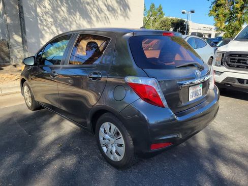 Used 2012 Toyota Yaris LE FWD image 7