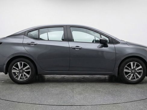 Used 2025 Nissan Versa SV FWD image 11