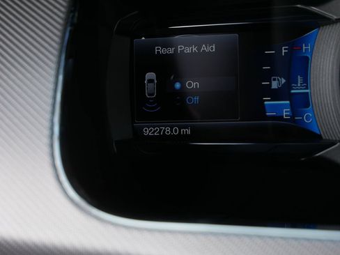 Used 2015 Ford Taurus SHO w/ Equipment Group 401A AWD/4WD image 32