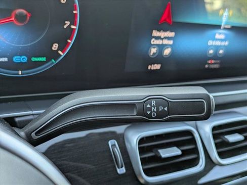 Used 2021 Mercedes-Benz GLS 450 4MATIC image 15