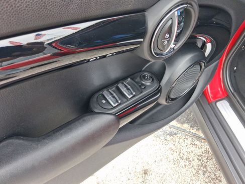 Used 2019 MINI Cooper S FWD image 12