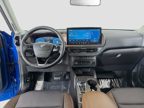 Used 2025 Ford Bronco Sport Outer Banks w/ Outer Banks Tech Package+ image 27