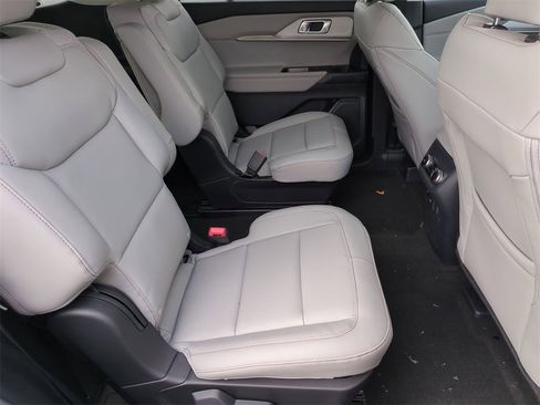 New 2026 Ford Explorer Active image 43