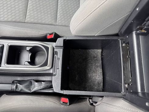 Used 2022 Toyota Tacoma SR5 w/ Technology Package RWD image 18