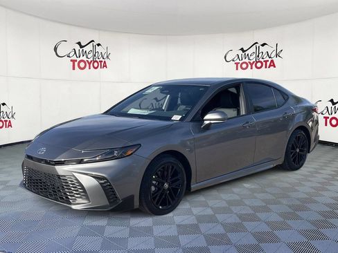 New 2026 Toyota Camry SE FWD image 4