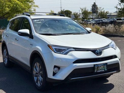 Used 2017 Toyota RAV4 Limited w/ Advanced Technology Package AWD/4WD image 7