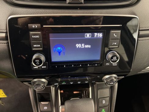 Used 2020 Honda CR-V LX image 9