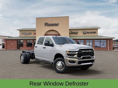 New 2026 RAM 3500 Tradesman w/ Chrome Appearance Group A AWD/4WD image 7