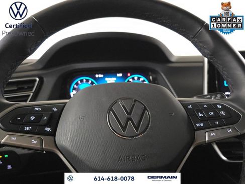 Certified 2025 Volkswagen Atlas Cross Sport SEL Premium R-Line image 22